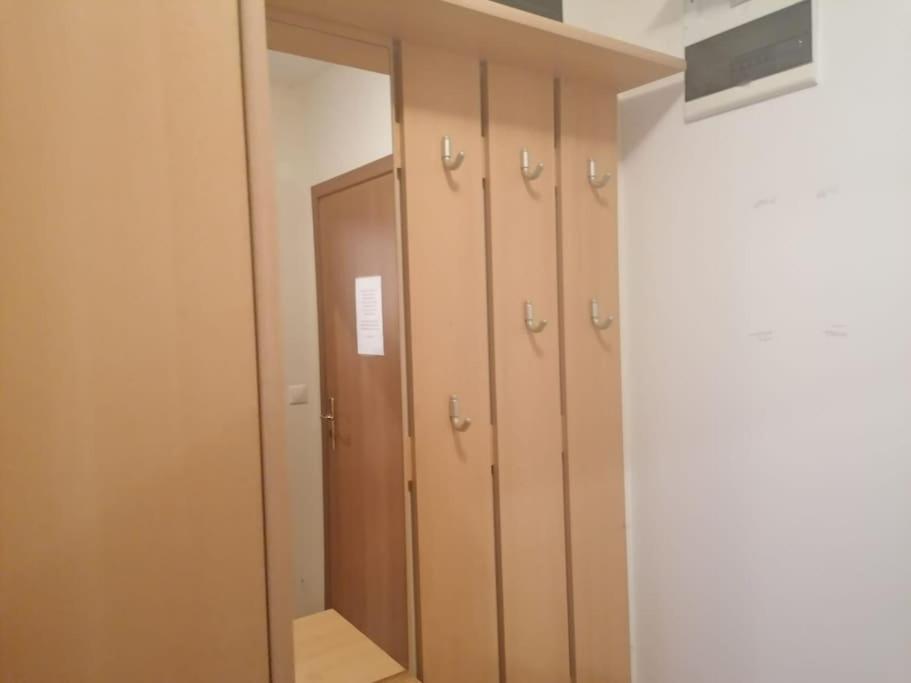 Spacious Fully Furnished Studio In Kavarna Apart Hotel Экстерьер фото